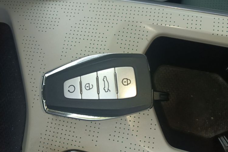 GEELY Emgrand L HiP 2022 car image #9