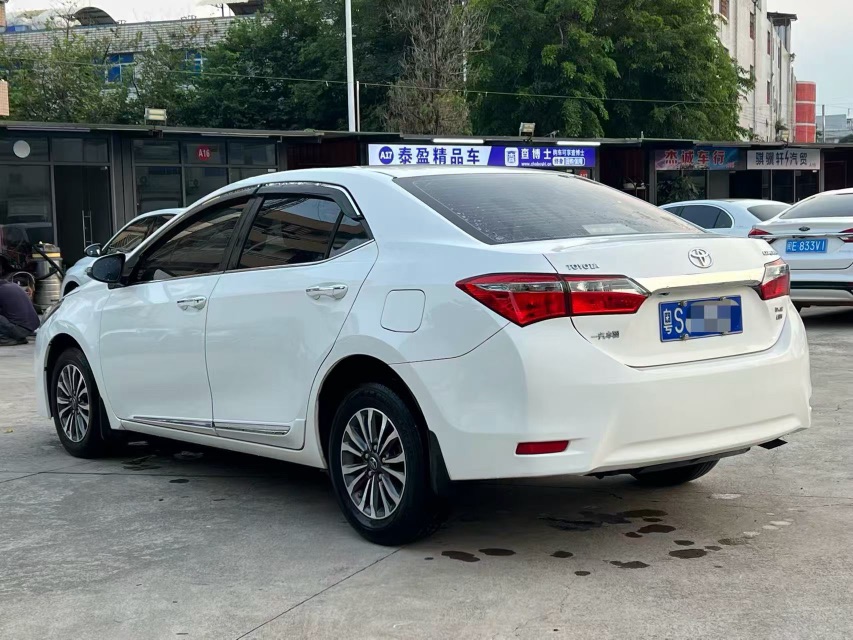 Toyota Corolla 2017 car image #9