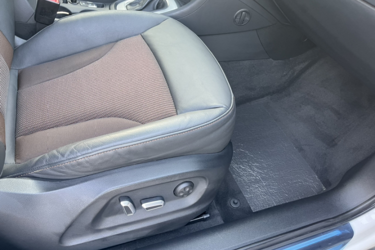 Audi Q3 2018 #14 Audi Q3 2018 car image #14