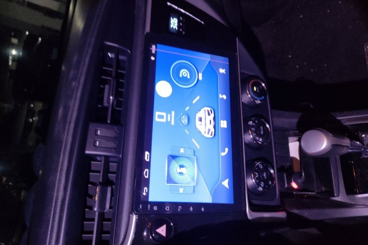 Toyota Corolla 2018 car image #13