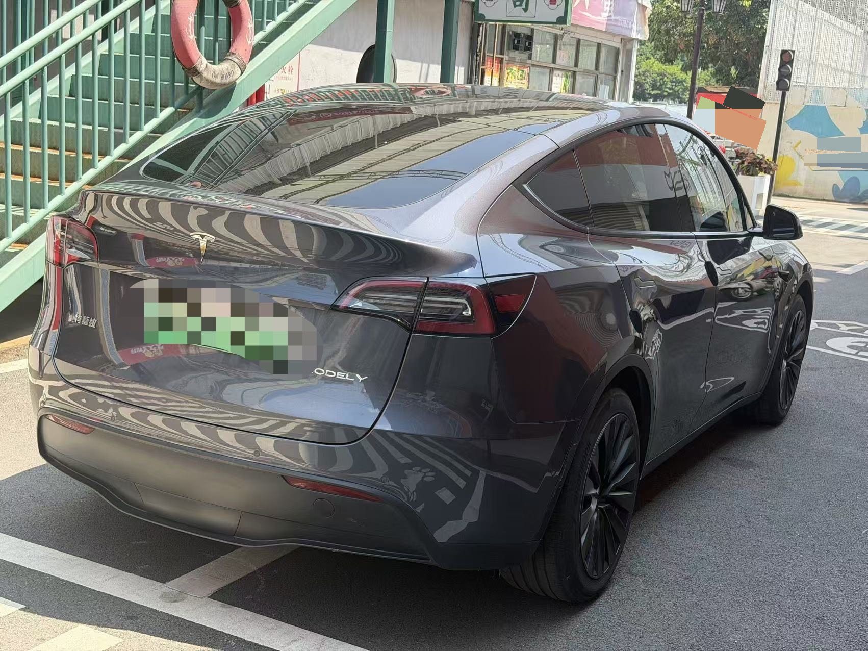 Tesla Model Y 2022 #3 Tesla Model Y 2022 car image #3