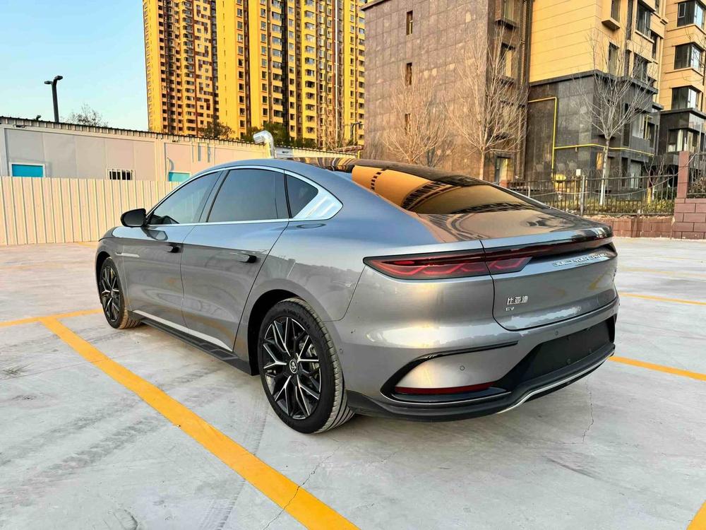 BYD Han 2022 immagine di auto #4