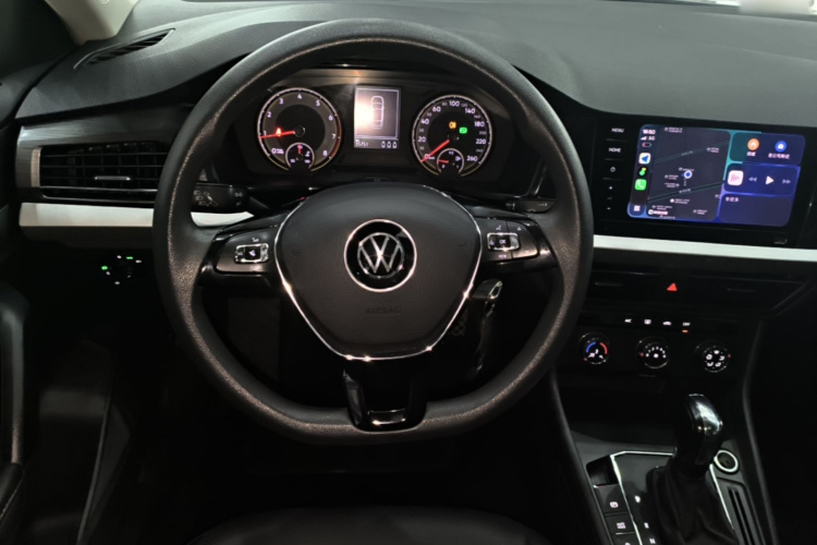 Volkswagen Lavida 2020 car image #11