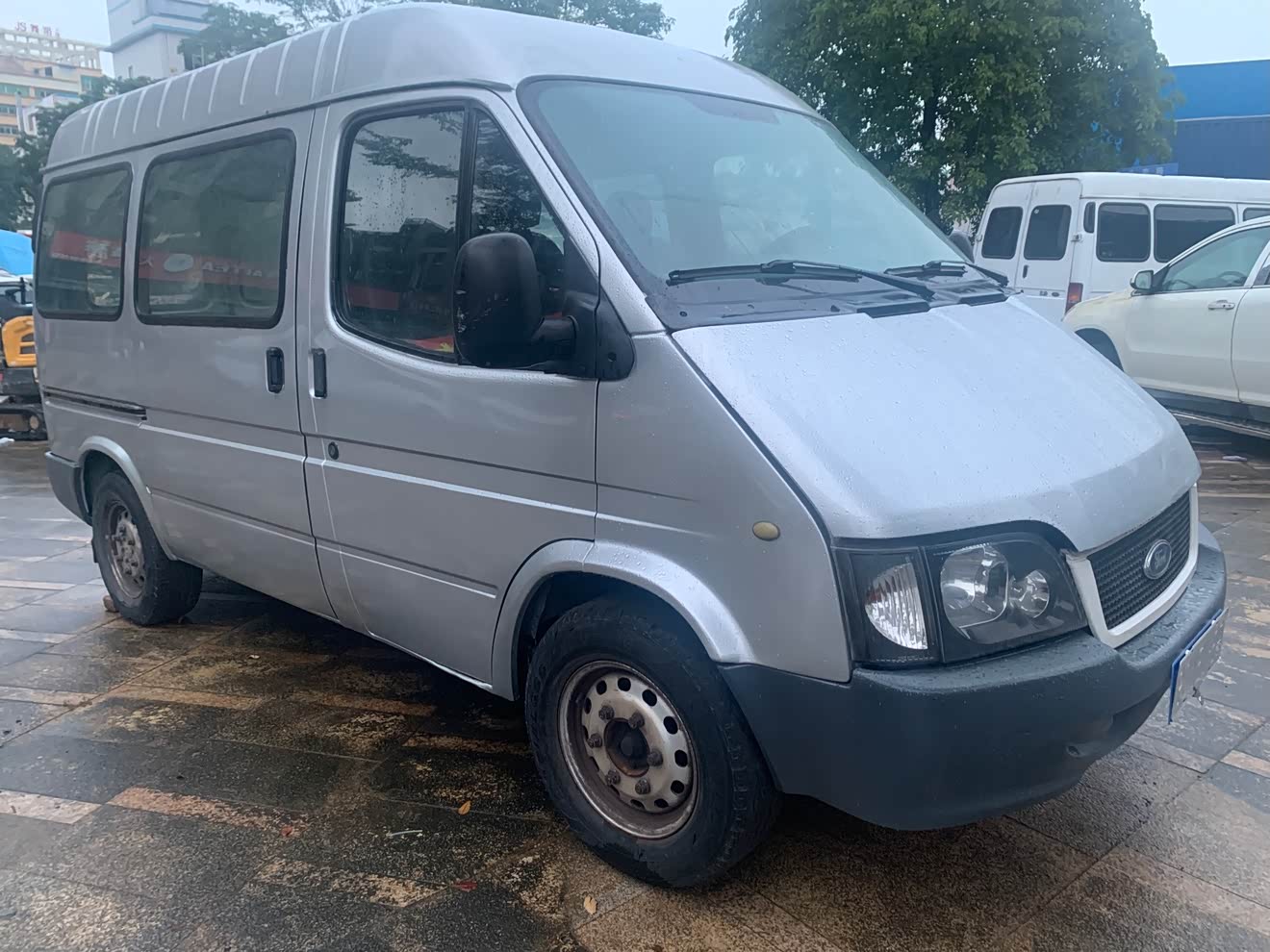 Ford Transit Classic 2013 car image 