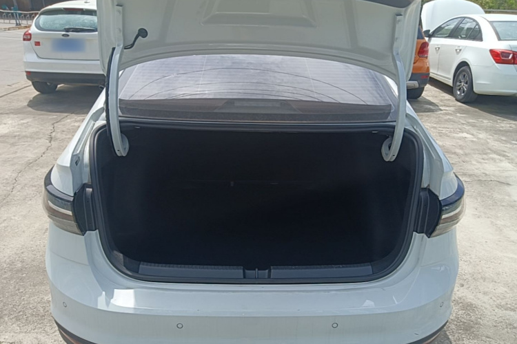 Volkswagen Lavida 2025 imagen de coche #19