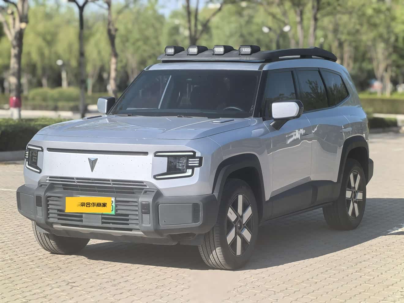 Deepal G318 2024 car image 