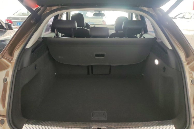 Audi Q3 2017 #19 Audi Q3 2017 car image #19