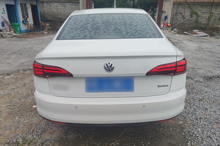 Volkswagen Bora 2019 car image #6