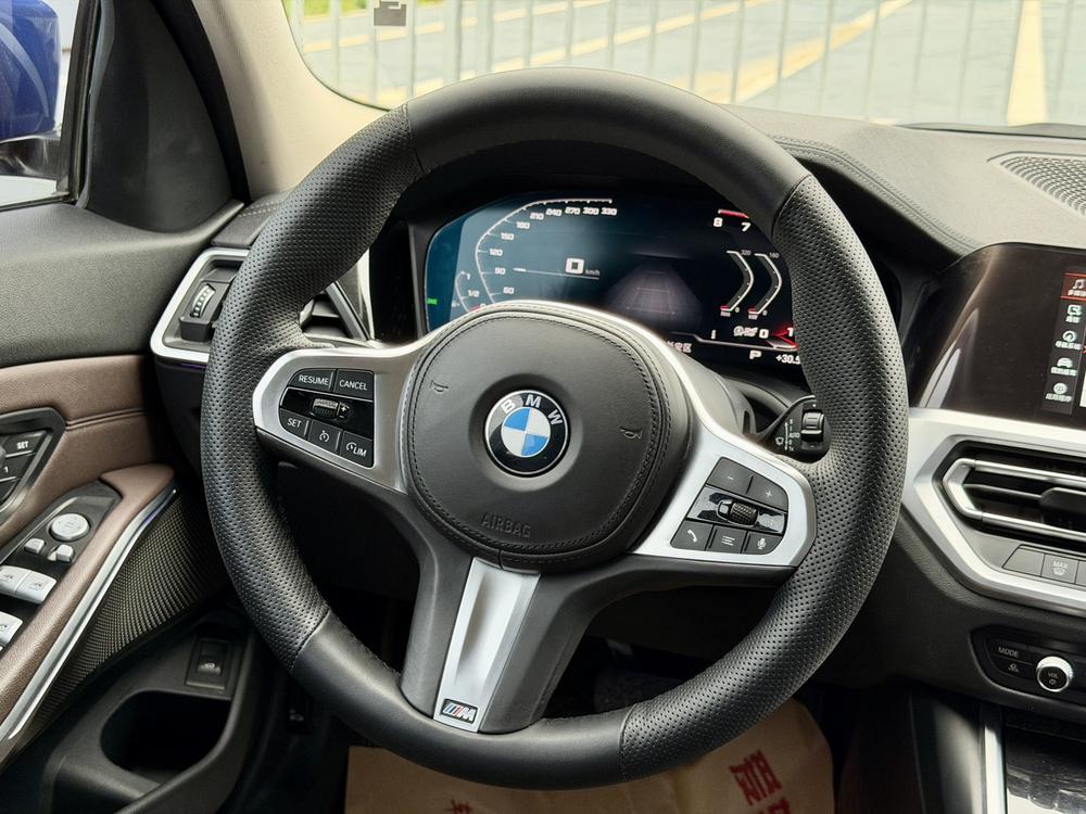BMW 3 Series 2019 #9 BMW 3 Series 2019 car image #9