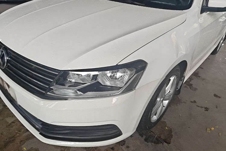 Volkswagen Lavida 2017 car image #23