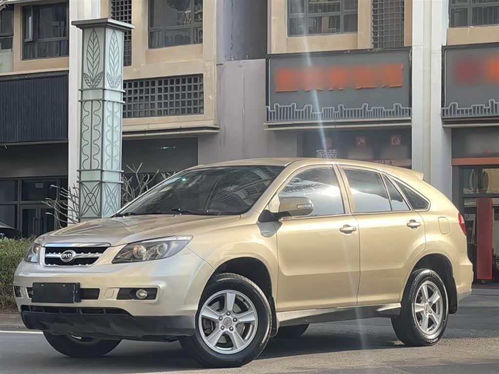 BYD S6 2015 car image 