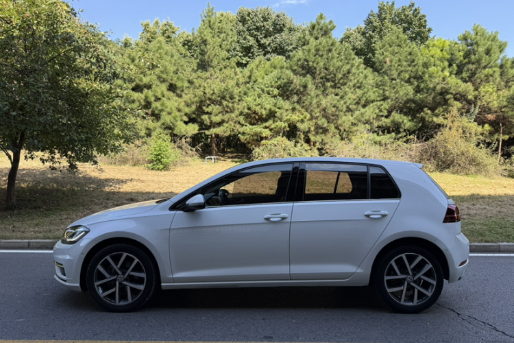 Volkswagen Golf 2018 #6 Volkswagen Golf 2018 car image #6