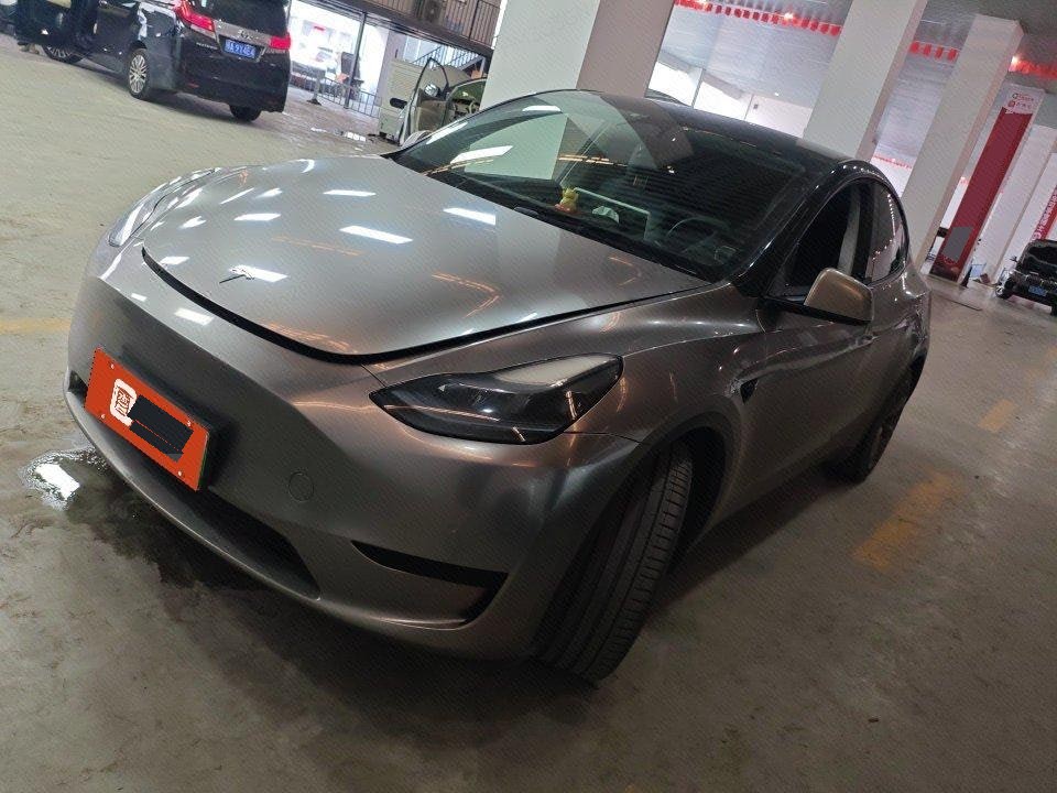 Tesla Model Y 2023 car image 