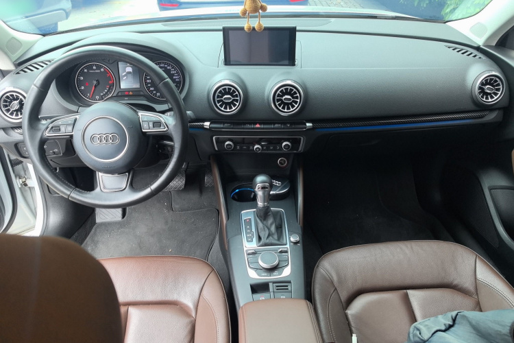 Audi A3 2016 car image #10