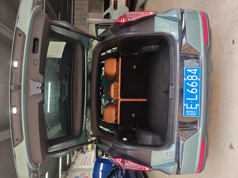 GEELY Boyue L 2025 #8 GEELY Boyue L 2025 car image #8