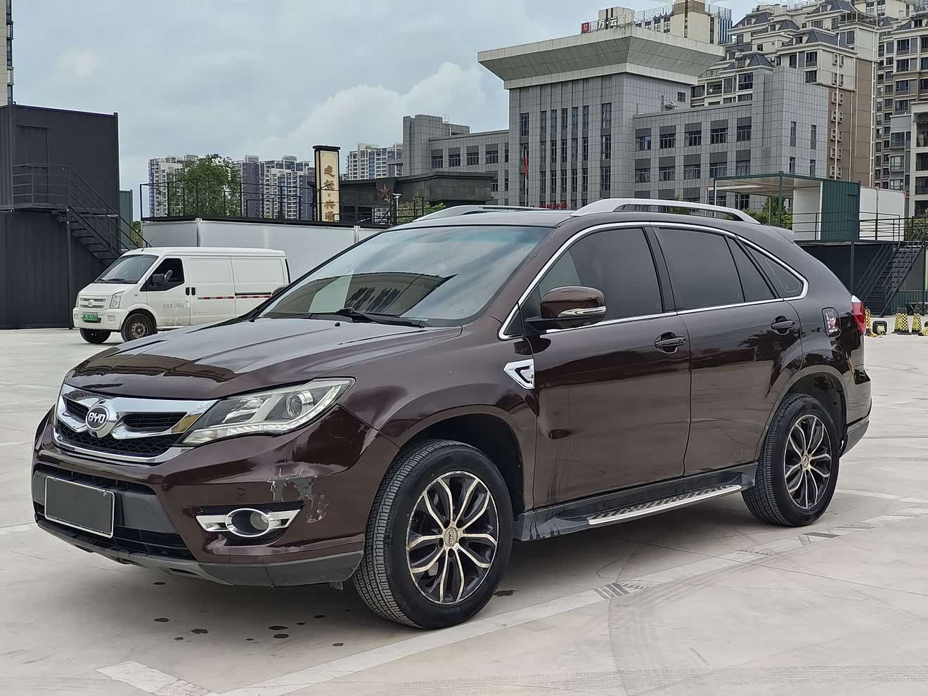 BYD S7 2015 car image 