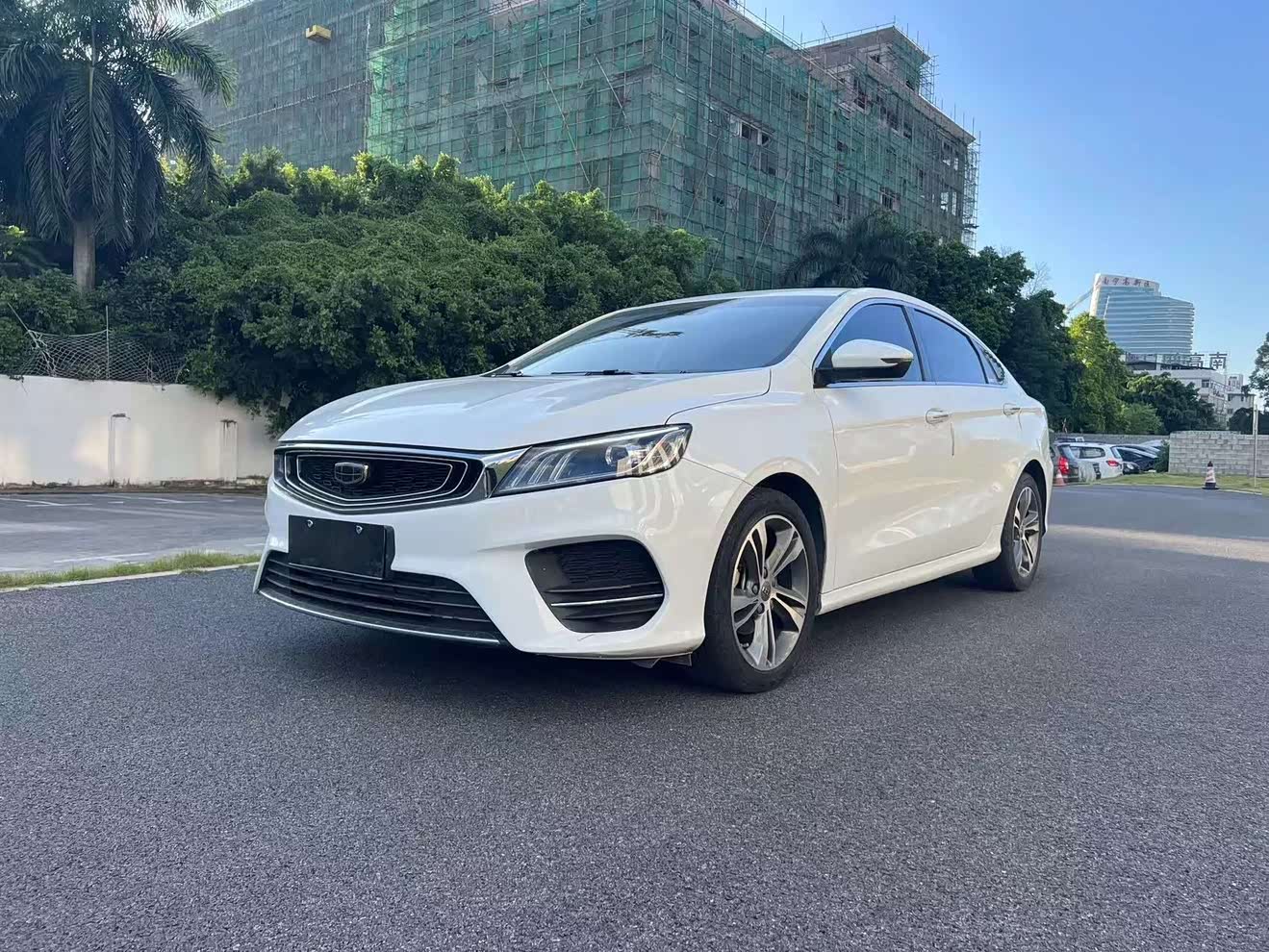 GEELY 2019 car image 