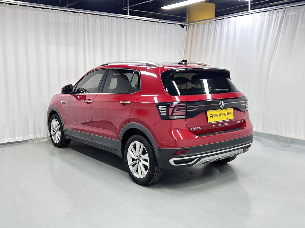 Volkswagen T-Cross 2021 #5 Volkswagen T-Cross 2021 car image #5