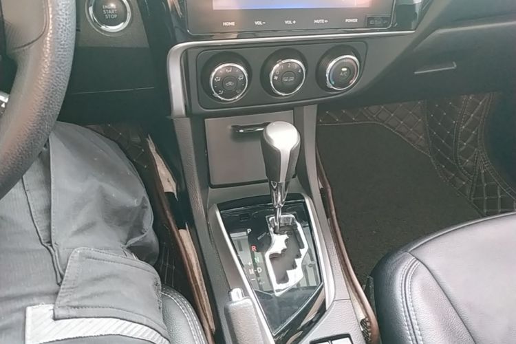 Toyota Corolla 2019 car image #14