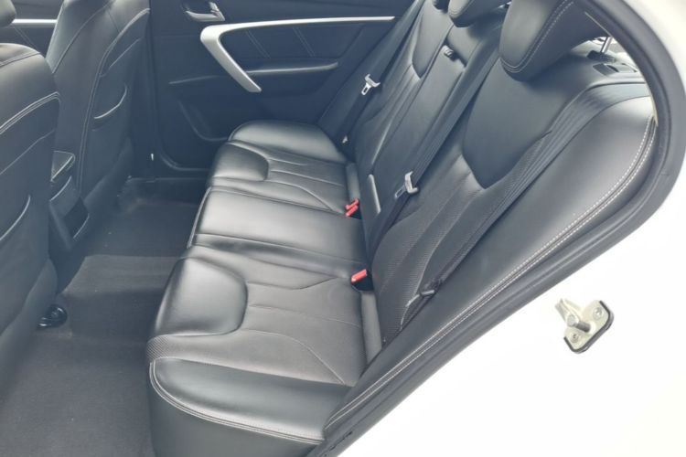 GEELY Emgrand 2017 #17 GEELY Emgrand 2017 car image #17