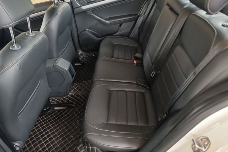 Volkswagen Lavida 2019 #17 Volkswagen Lavida 2019 car image #17