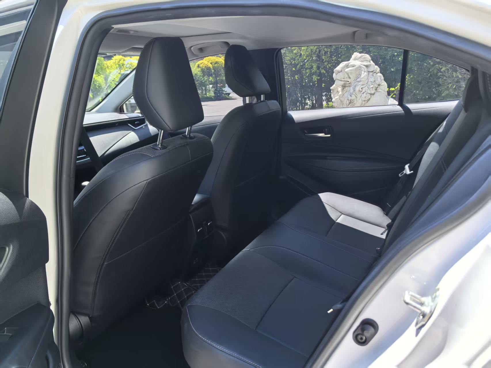 Toyota Corolla 2025 car image #7