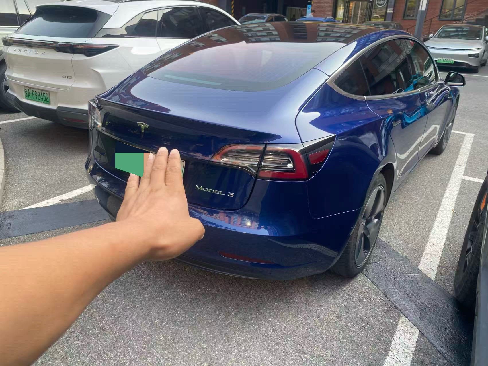 Tesla Model 3 2020 صورة سيارة #4