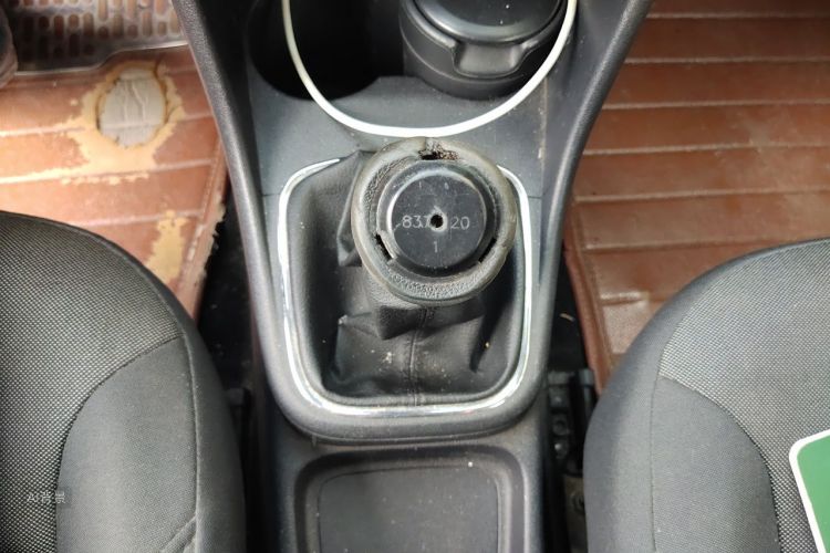 Volkswagen Polo 2014 #16 Volkswagen Polo 2014 car image #16