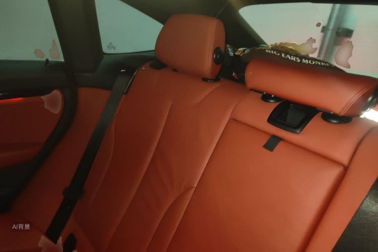 BMW 3 Series GT 2018 immagine di auto #19