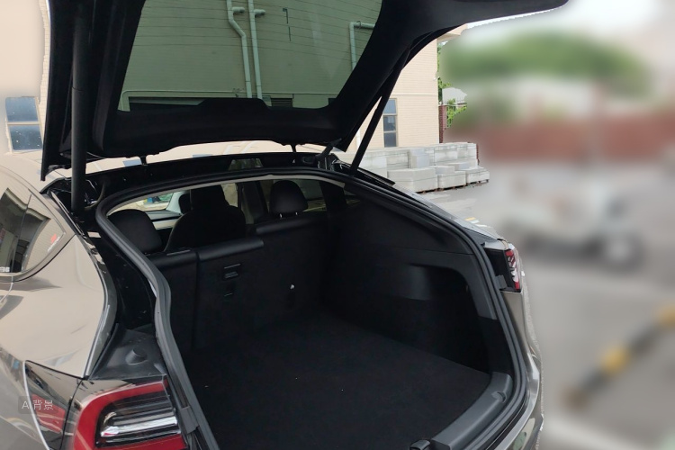 Tesla Model Y 2022 #21 Tesla Model Y 2022 car image #21