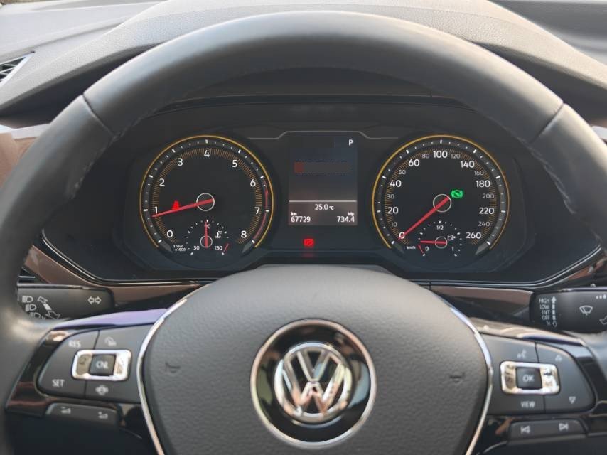 2019 immagine di auto #8