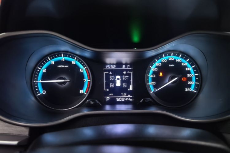 GEELY Emgrand 2021 #12 GEELY Emgrand 2021 car image #12