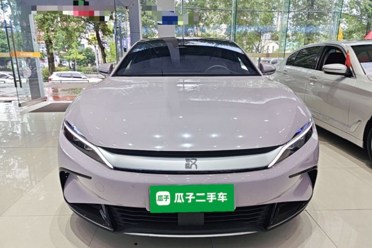 BYD Han 2024 #3 BYD Han 2024 car image #3