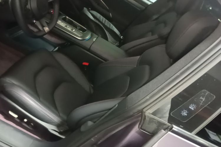 MI SU7 2025 car image #15