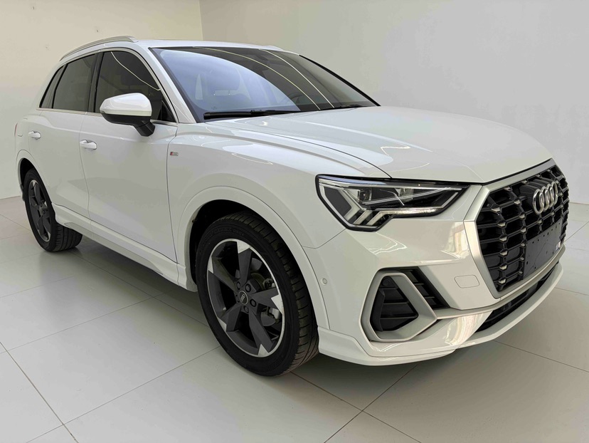 Audi Q3 2023 #3 Audi Q3 2023 car image #3