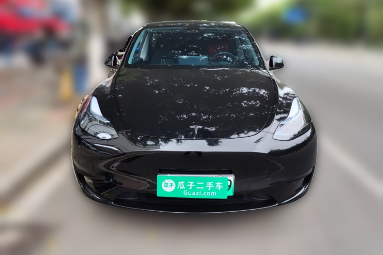 Tesla Model Y 2023 #3 Tesla Model Y 2023 car image #3