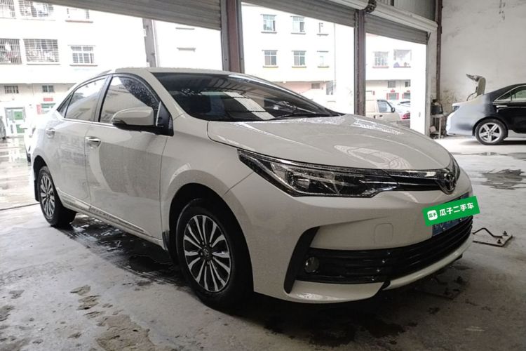 Toyota Corolla 2017 car image #6