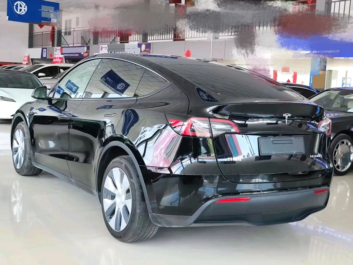 Tesla Model Y 2023 #9 Tesla Model Y 2023 car image #9
