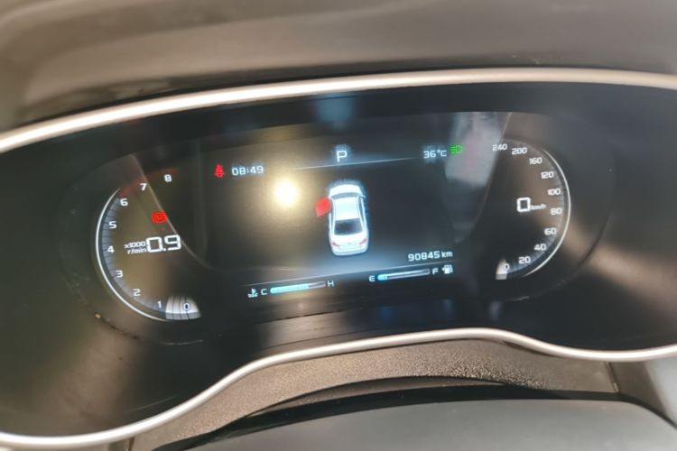 GEELY Emgrand 2018 car image #12