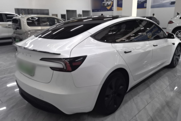 Tesla Model 3 2024 #7 Tesla Model 3 2024 immagine di auto #7