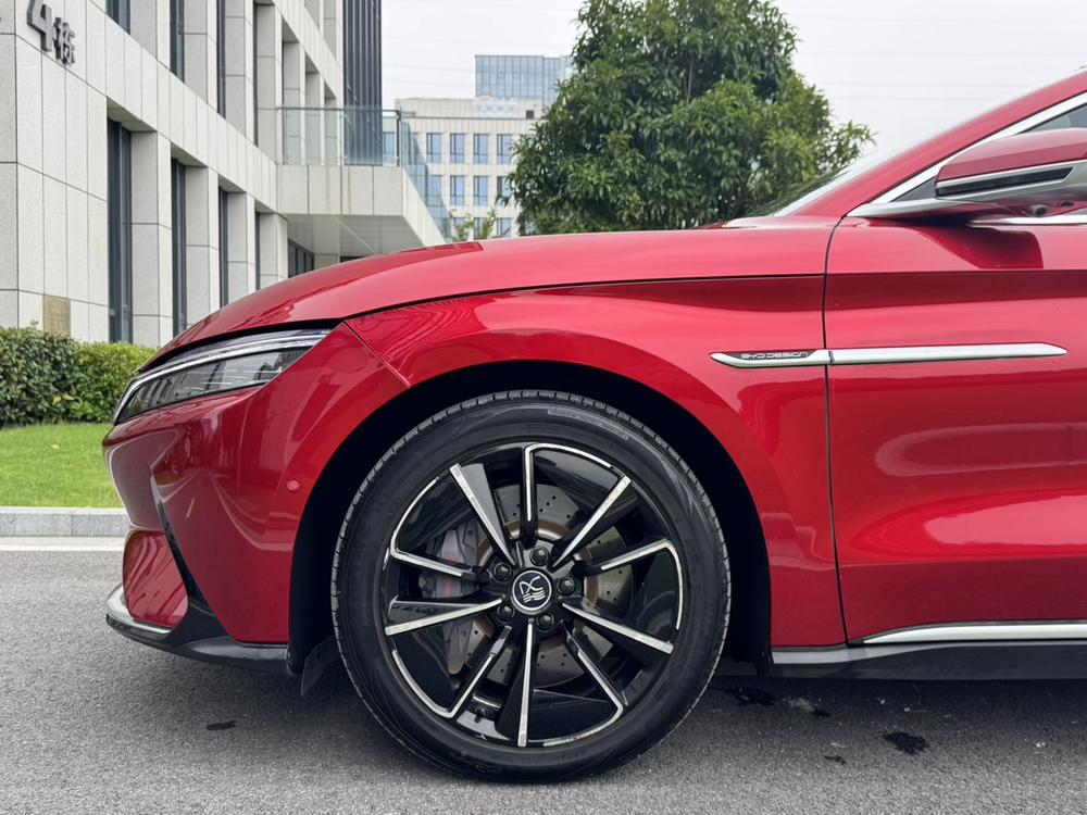 BYD Han 2021 car image #17