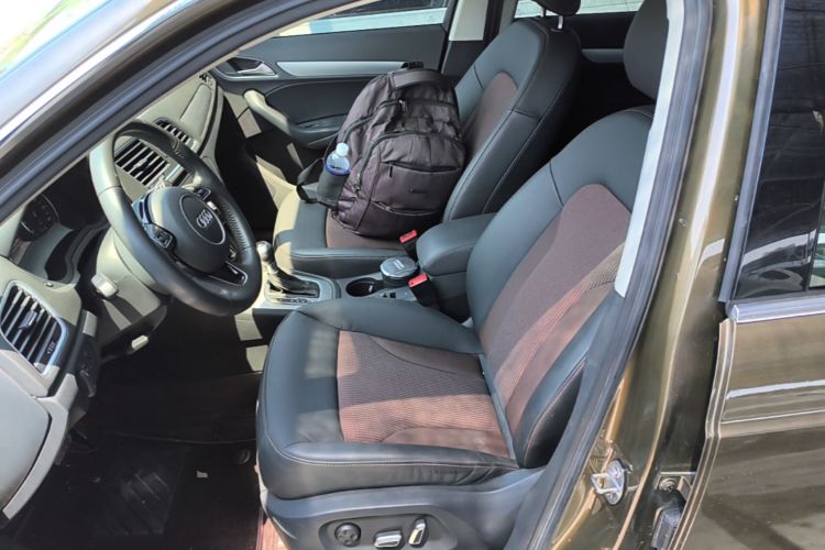 Audi Q3 2019 #15 Audi Q3 2019 car image #15