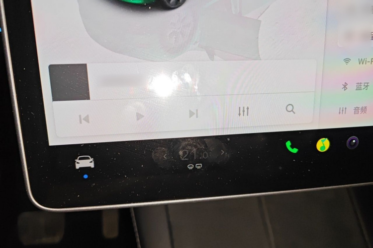 Tesla Model Y 2024 #17 Tesla Model Y 2024 car image #17