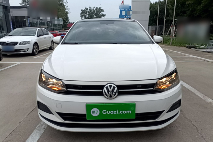 Volkswagen Polo 2021 car image #3