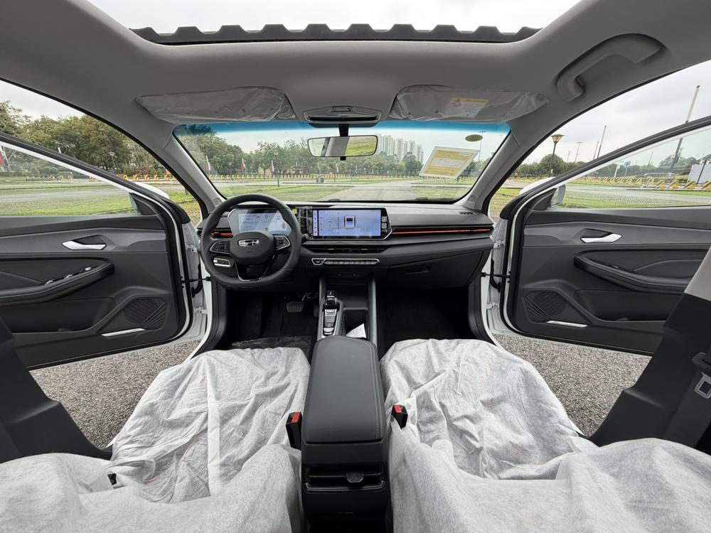 GEELY Binray 2026 #22 GEELY Binray 2026 immagine di auto #22