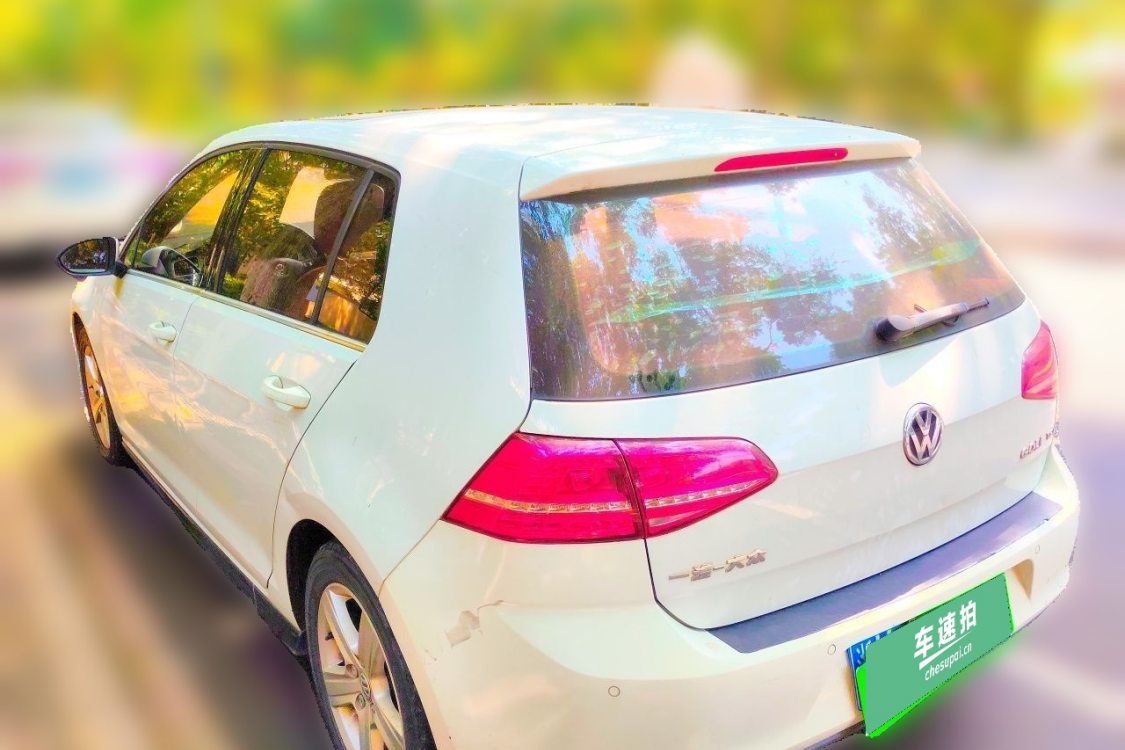 Volkswagen Golf 2014 car image #3