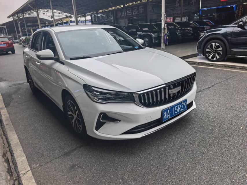 GEELY Emgrand 2024 car image #3