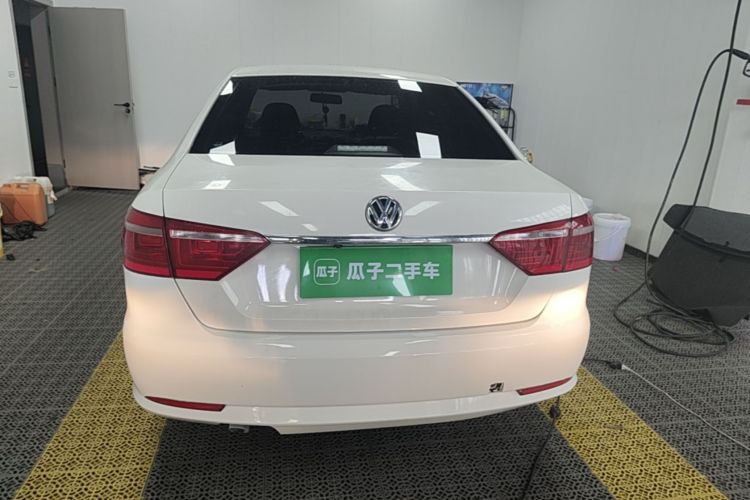 Volkswagen Lavida 2017 car image #6