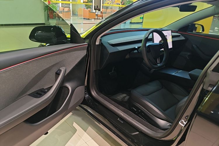 Tesla Model 3 2025 #16 Tesla Model 3 2025 immagine di auto #16