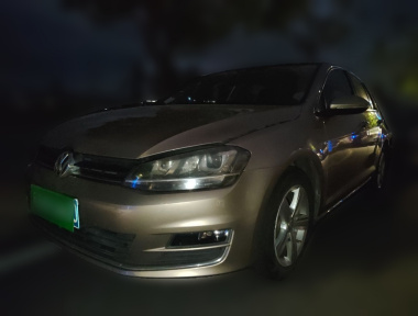 Volkswagen Golf 2014 Volkswagen Golf 2014 car image